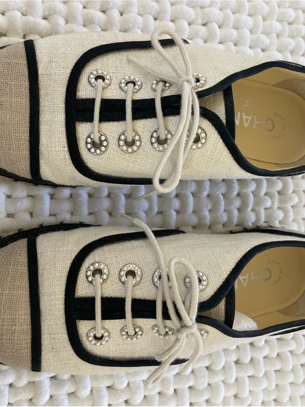 CHANEL Beige White Espadrilles linen with pearl accents. Interlocking CC - Picture 2 of 16